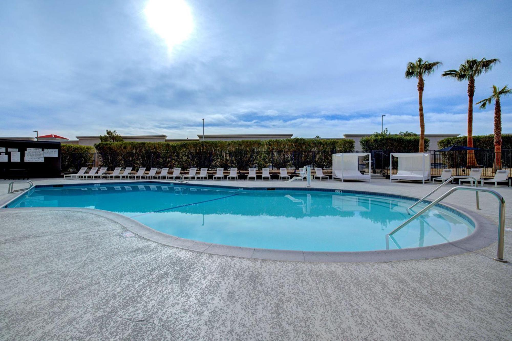 Doubletree By Hilton Palmdale, Ca Hotel Exterior photo